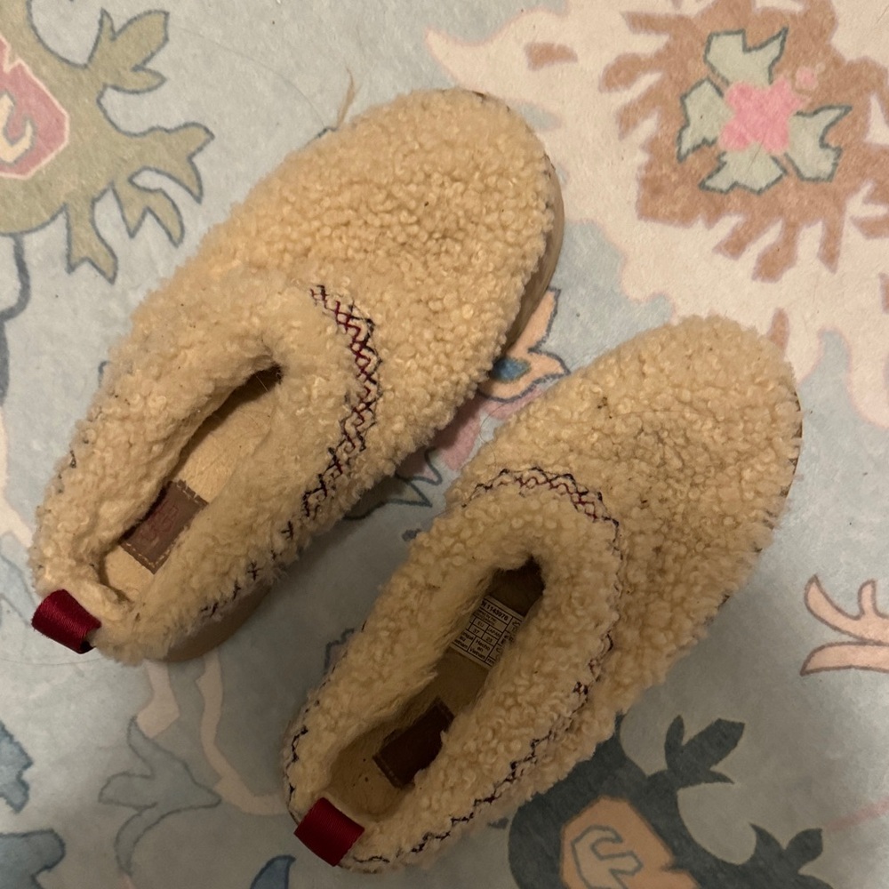 UGG Tan Moccasins with Red Accents